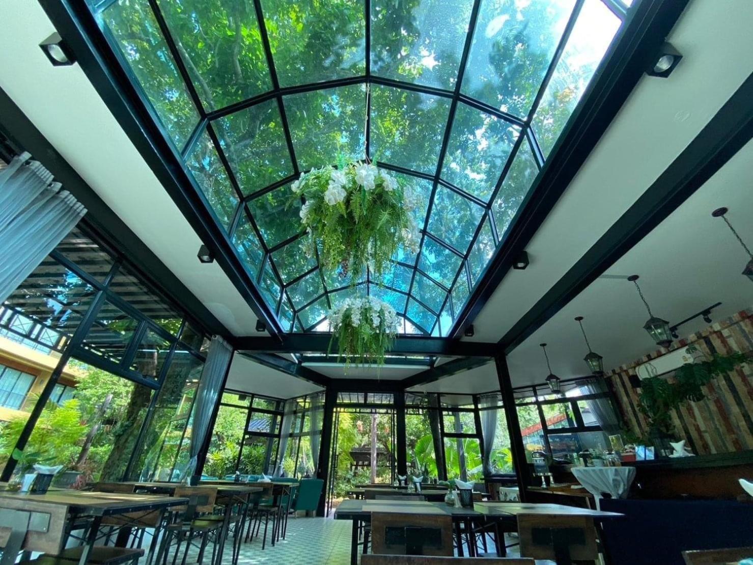Trex Buriram Boutique Hotel Exteriör bild
