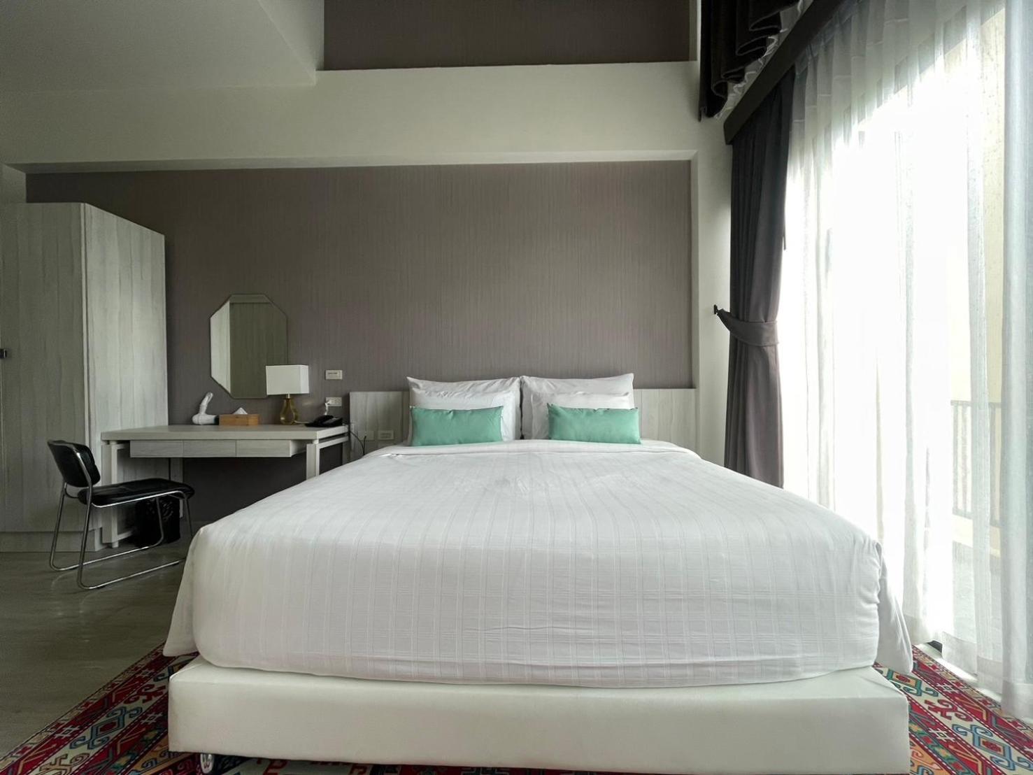 Trex Buriram Boutique Hotel Exteriör bild